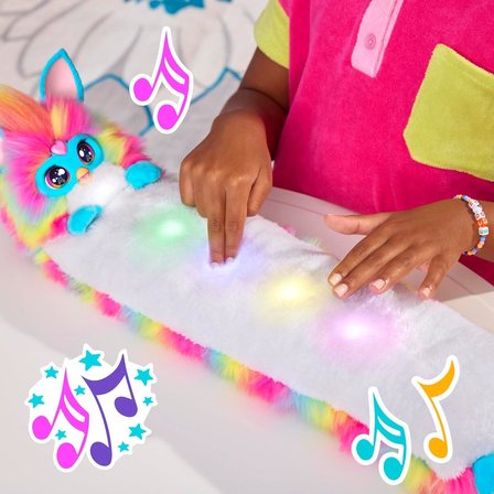 Furby DJ Furby İnterakti̇f Peluş Gökkuşağı