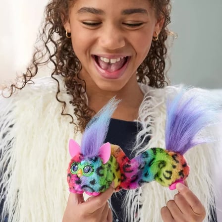 Furby DJ Furblets Rain-Bow-Kat İnteraktif Elektronik Peluş Oyuncak Sesli Müzikli 45+ Ses