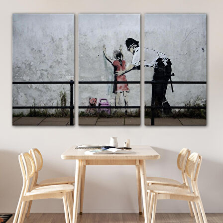 Bansky'nin Küçük Kız Çocuğunu Arayan Polis İsimli Çalışması Kanvas Tablo-5010