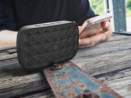 MOTOROLA SONİC PLAY 150 FM BLUETOOTH SPEAKER