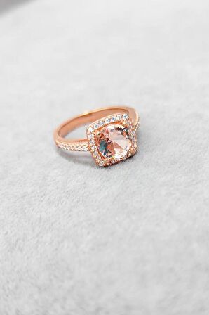 Pembe Swarovski Taşlı Gümüş Yüzük