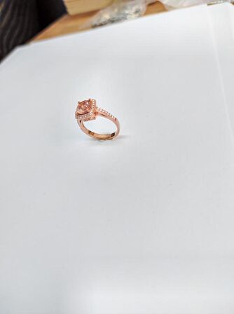 Pembe Swarovski Taşlı Gümüş Yüzük