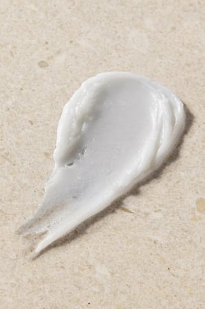 The Body Shop Camomile Butter Papatya Özlü Makyaj Temizleme Yağı 90 Ml