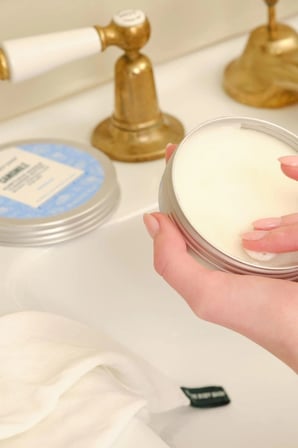The Body Shop Camomile Butter Papatya Özlü Makyaj Temizleme Yağı 90 Ml