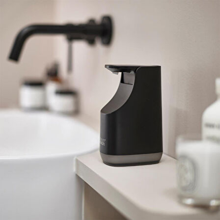 Joseph Joseph Slim Kompakt Sıvı Sabunluk Mat Siyah