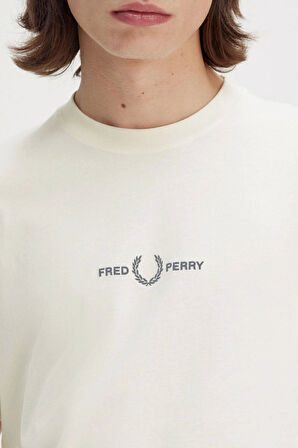 Fred Parry Erkek Ekru Logo Detaylı T-shirt