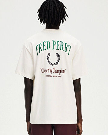 Fred Perry Erkek Ekru Logo Detaylı T-shirt