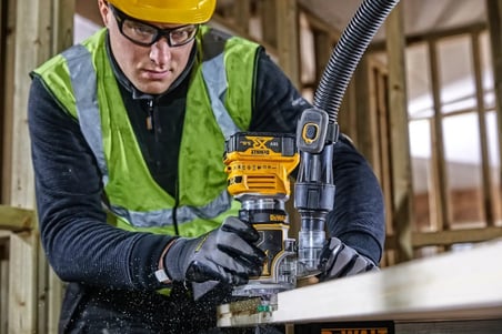 Dewalt DCW604N 18V XR Kömürsüz 8mm Çift Tabanlı Freze (Aküsüz)