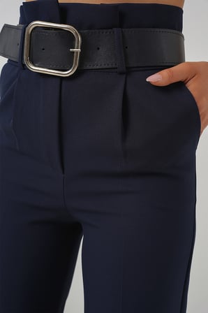 6556 Kemerli Kumaş Pantolon - Lacivert