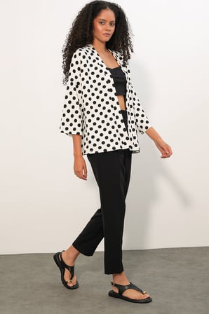 Kadın Örme Puantiyeli Kimono 5996 - Beyaz