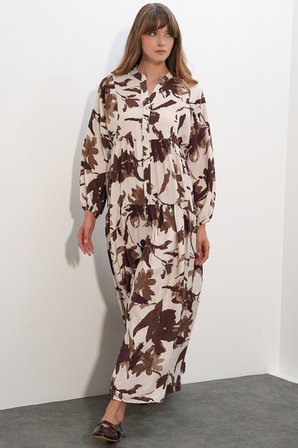 Kadın Lilyum Kumaş Uzun Tesettür Elbise 2593 - Sütlü Kahve