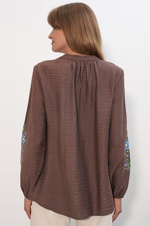Kadın Nakışlı Oversize Bluz 1000 - Kahverengi