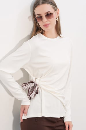 Kadın Fular Detaylu Uzun Kol Bluz 40000 - Beyaz