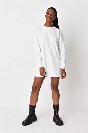 Kadın Uzun Kollu Uzun Beyaz Sweatshirt 5043-2010