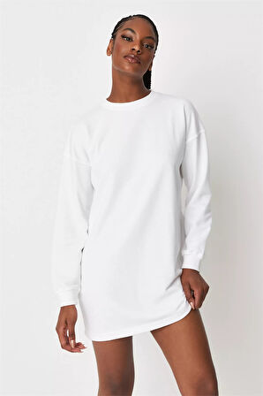 Kadın Uzun Kollu Uzun Beyaz Sweatshirt 5043-2010