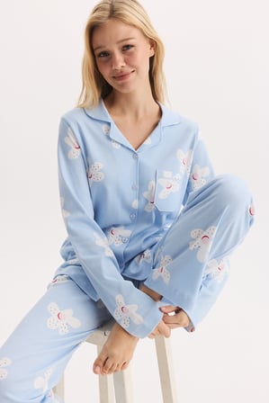 %100 Pamuk Kumaş Uzun Kol Önden Düğmeli Çiçek Desenli Gömlek Yaka Pijama Takımı 27302-27303