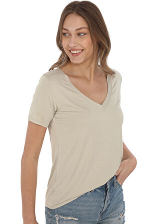 Viskon Dökümlü V Yaka Tişört-Bej