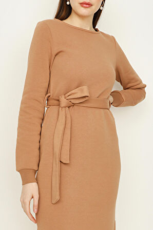 Kadın Beli Kuşaklı Yandan Yırtmaçlı Sweat Elbise