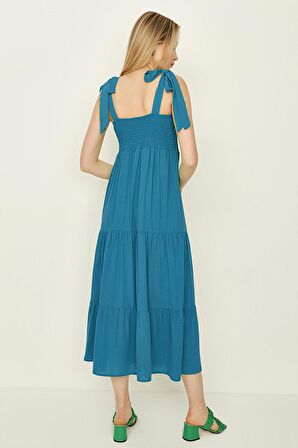 Kadın İp Askılı Gipe Detaylı Rahat Kesim Elbise