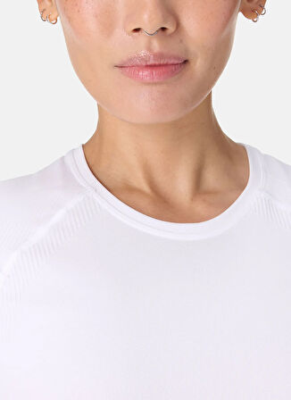 Sweaty Betty SB10127-100 ATHLETE CROP SEAMLESS W Beyaz Bisiklet Yaka Normal Düz Kadın T-Shirt
