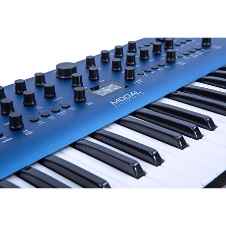 COBALT8X / 61 Tuş / 8-Voice Extended Virtual Analog Synthesizer
