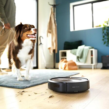 iRobot Roomba j9+ Akıllı Robot Süpürge