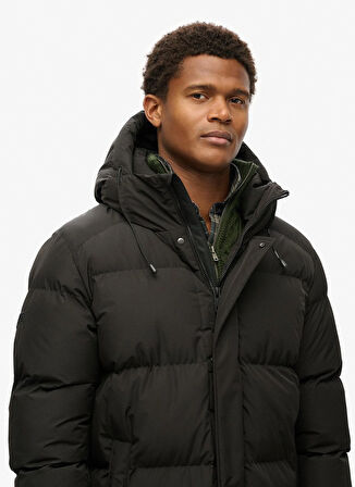 Superdry Siyah Erkek Mont M5011917A02A_HOODED SPORTS PUFFER M