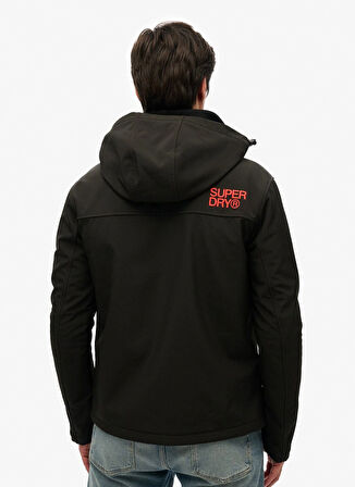 Superdry Siyah Erkek Mont M5011926A02A_HOODED SOFT SHELL TREK