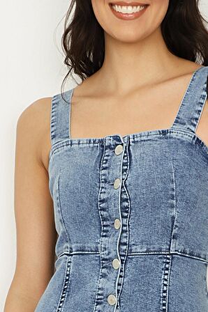 Kadın Düğme Kapamalı Askılı Mini Denim Elbise