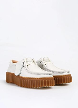 Clarks Beyaz Kadın Deri Düz Ayakkabı 26172085