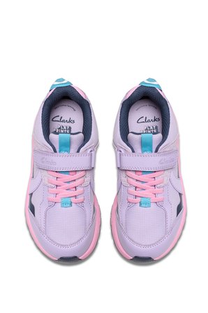 26184046 Clarks Selva Hero K Kız Çocuk Spor Ayakkabı 25-30
