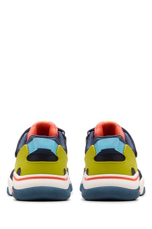 26183349 Clarks FeatherTrack K Erkek Çocuk Spor Ayakkabı 25-30