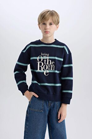 DeFacto Erkek Çocuk Oversize Geniş Kalıp Bisiklet Yaka Baskılı Sweatshirt D1907A824WNNV135