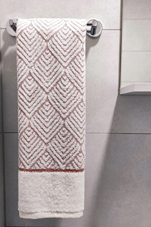 Geometrik Desenli Zemini Renkli Bambu El Havlusu - 50x90 cm - Kiremit