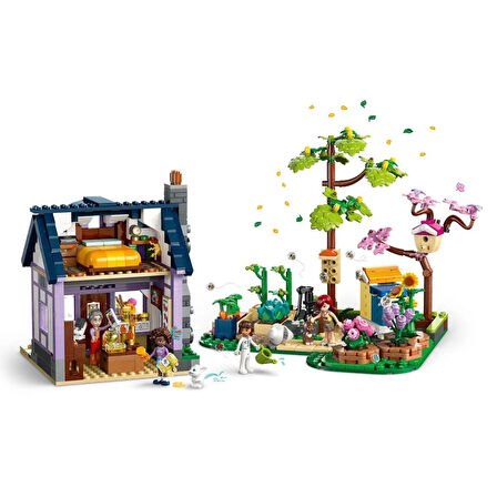 42669 Lego Friends Arıcıların Evi ve Çiçek Bahçesi 1161 parça +12 yaş