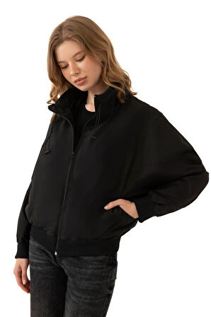 Kadın Dik Yaka Su ve Rüzgar Geçirmez Oversize Crop Mevsimlik Yağmurluk Rüzgarlık