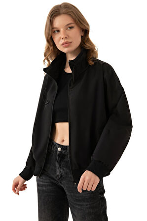 Kadın Dik Yaka Su ve Rüzgar Geçirmez Oversize Crop Mevsimlik Yağmurluk Rüzgarlık