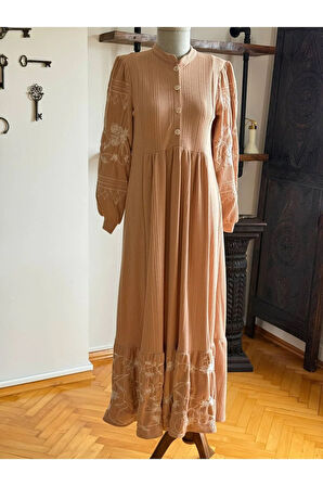 Yarım Pat Nakışlı Örme Elbise 2405 NAVRA |