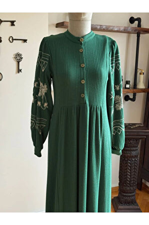 Yarım Pat Nakışlı Örme Elbise 2405 NAVRA |