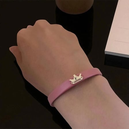 14 Ayar Altın Plakalı F Harfine Özel Doğal Koyu Pembe Derili Taç Motifli Hediye Bileklik-515