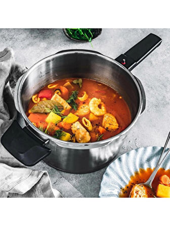 Fissler Vitaquick Black Düdüklü Tencere 4,5 Lt