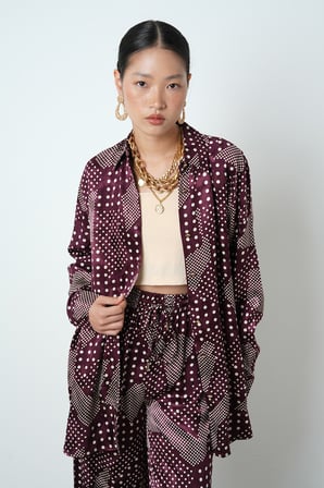 Kadın Bordo Renk Puantiye Desenli Oversize Kesim Gömlek
