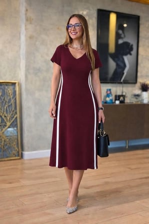 Kadın Kısa Kollu V Yakalı Yanları şerit Detaylı Viskon Iki Iplik Midi Elbise