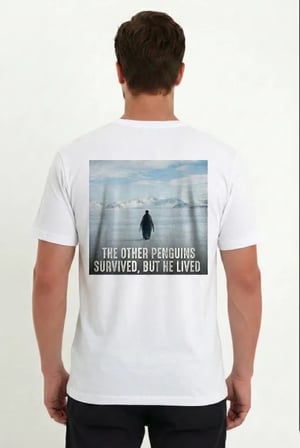 Erkek Oversize Tişört - Sırt Baskılı Survivor Penguin Temalı, Felsefi Yazılı Bisiklet Yaka Tişört - Beyaz