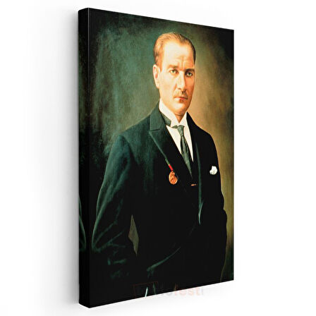 Yeşil Fonlu Portre - Madalyalı Resmi Kıyafet Kanvas Tablo