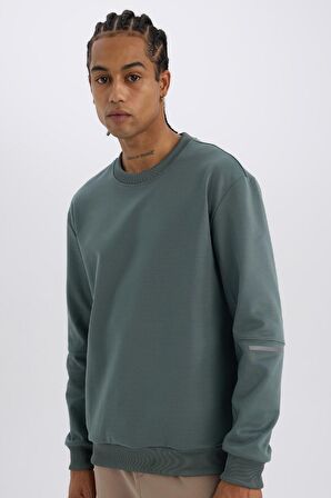 DeFactoFit Standart Fit Bisiklet Yaka Basic Düz Sporcu Sweatshirt E0073AX24WNGN1019