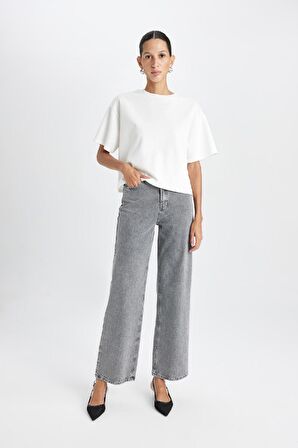 DeFacto Relax Fit Bisiklet Yaka Basic Kısa Kollu Tişört C7630AX24AUER105