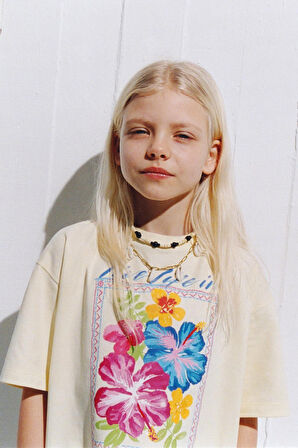 Yaz Çiçekleri Baskılı %100 Pamuk Oversize Kız Çocuk Tişört