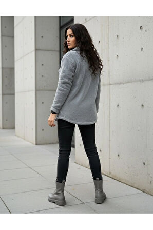 Kadın Slimfit Peluş, Polar, Düğmeli, Gömlek Yaka ve Cepli, Sıcak Tutucu Yumuşak Kışlık Ceket