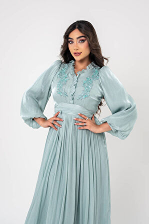 Boyundan Taş İşlemli Bel Detaylı Abiye Elbise ELB16091